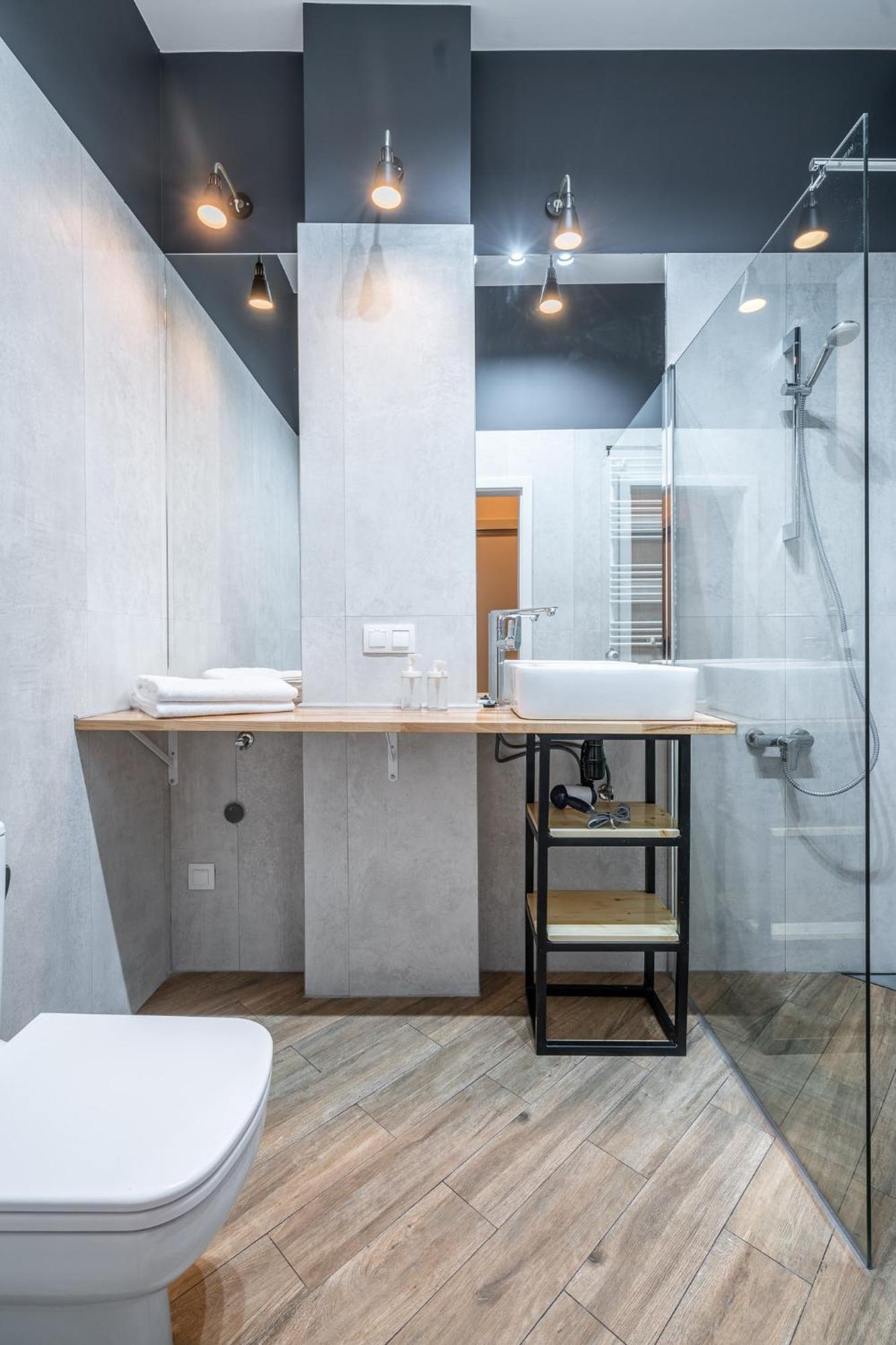 Graffiti Apartments Вроцлав Экстерьер фото