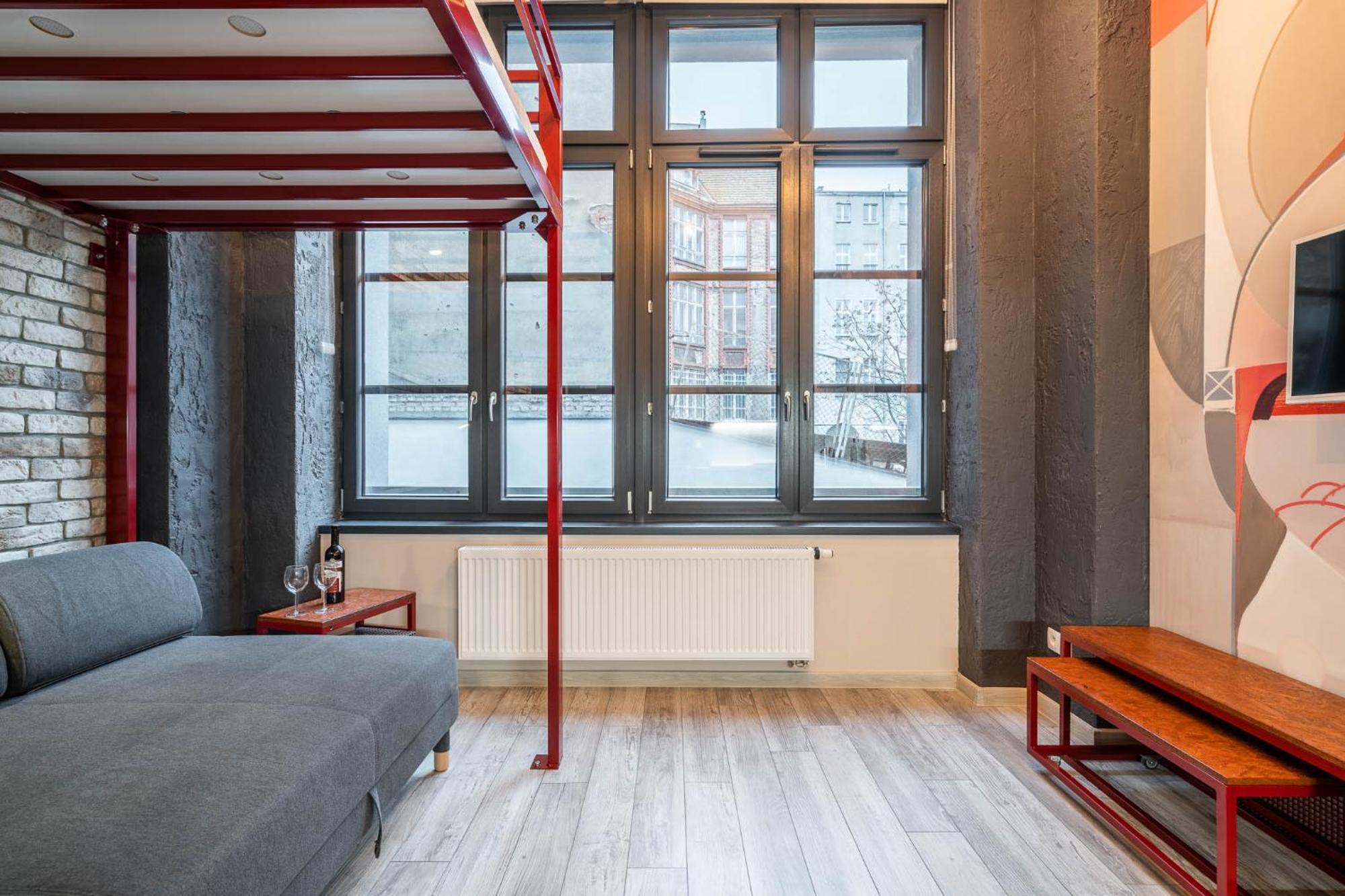 Graffiti Apartments Вроцлав Экстерьер фото