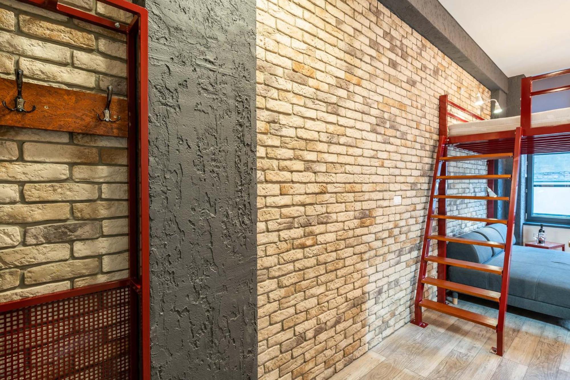 Graffiti Apartments Вроцлав Экстерьер фото